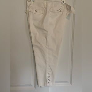 Women's Capris NWOT
